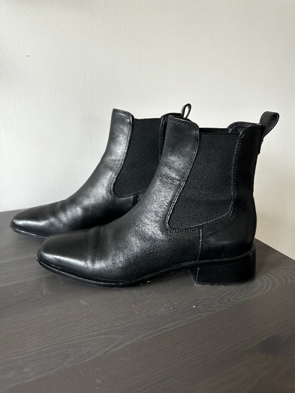 Sam Edelman Thelma Black Leather Chelsea Ankle Booties 6.5